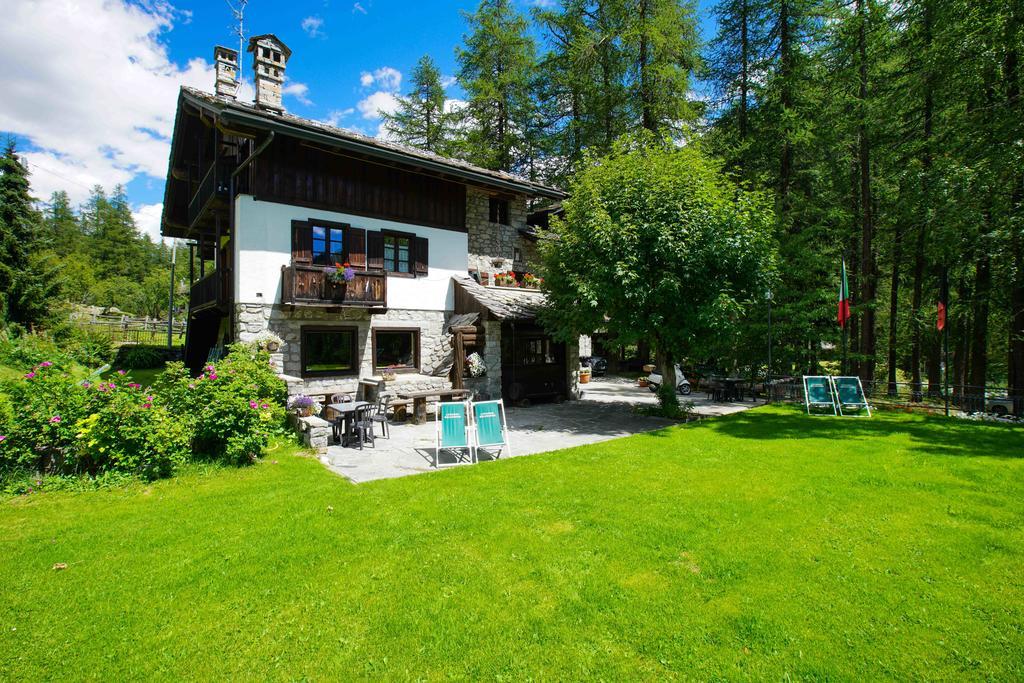 Hotel Locanda Belvedere Courmayeur Exterior foto